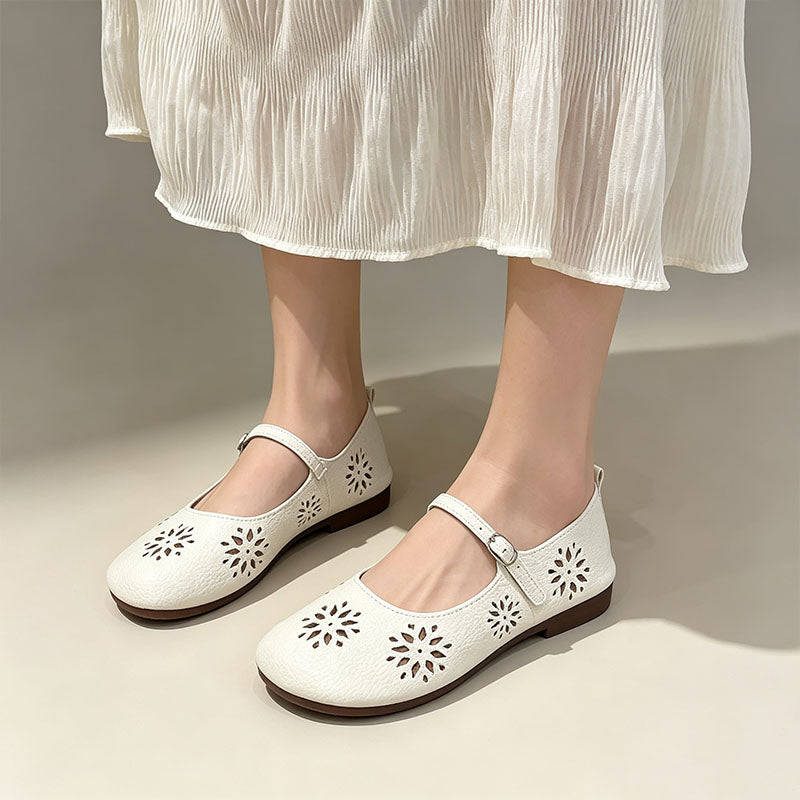 Floral Cut-out Round-Toe Casual Flats