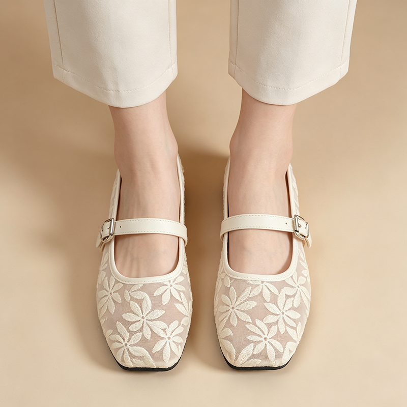 Women's Breathable Casual Mesh Mary Jane Flats with Floral Lace Embroidery