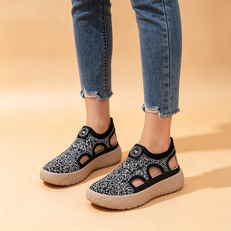 Women's Breathable Closed-Toe Slip-On Casual Shoes