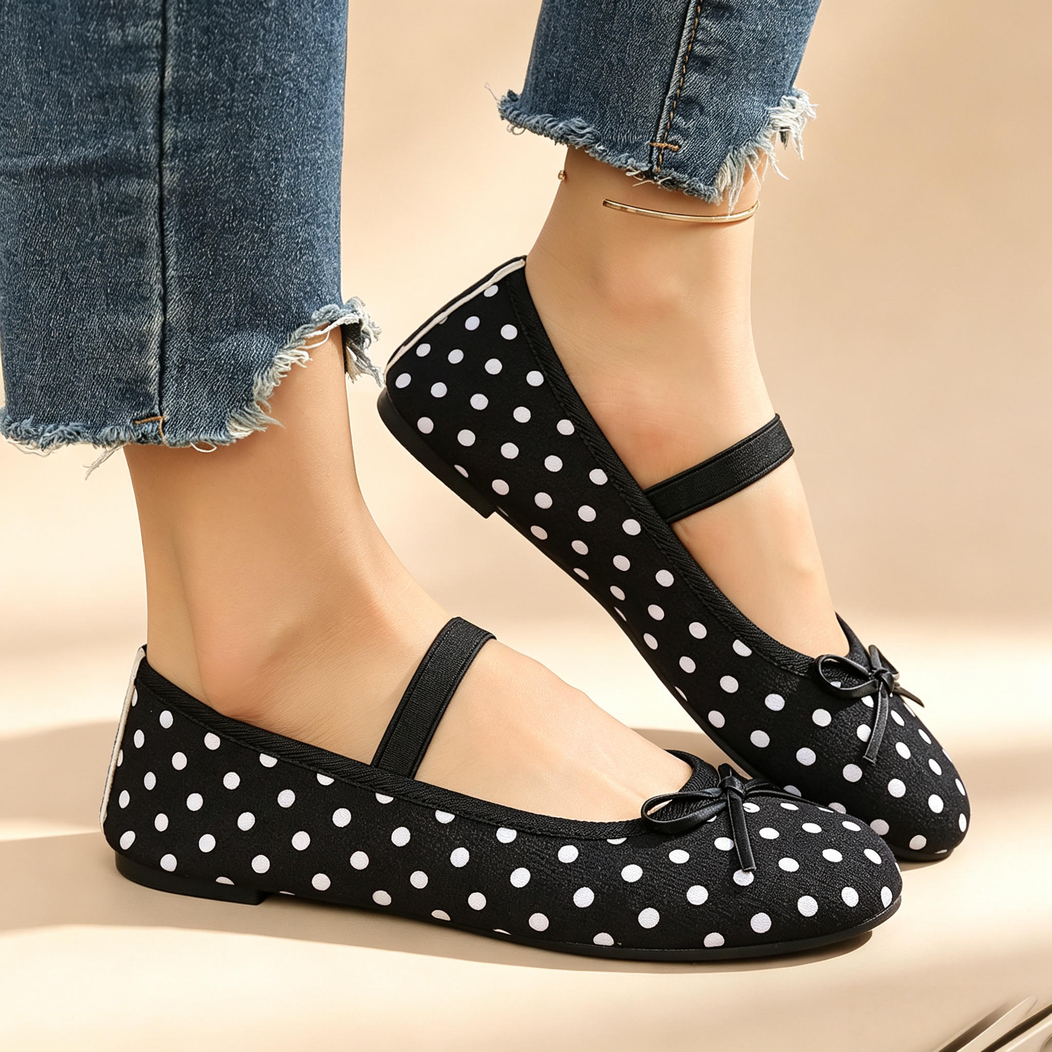 Women's Vintage Polka-Dot Bow Mary Jane Flats