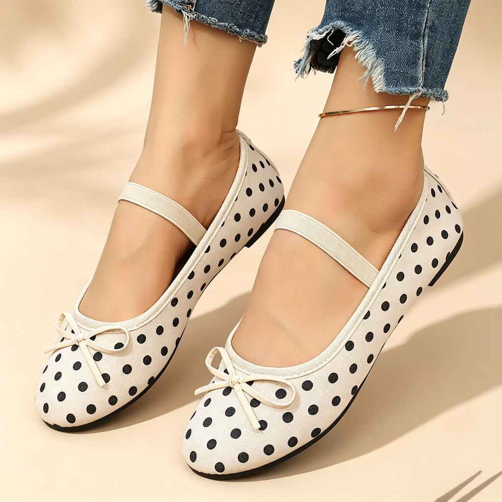Women's Vintage Polka-Dot Bow Mary Jane Flats