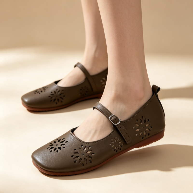 Floral Cut-out Round-Toe Casual Flats