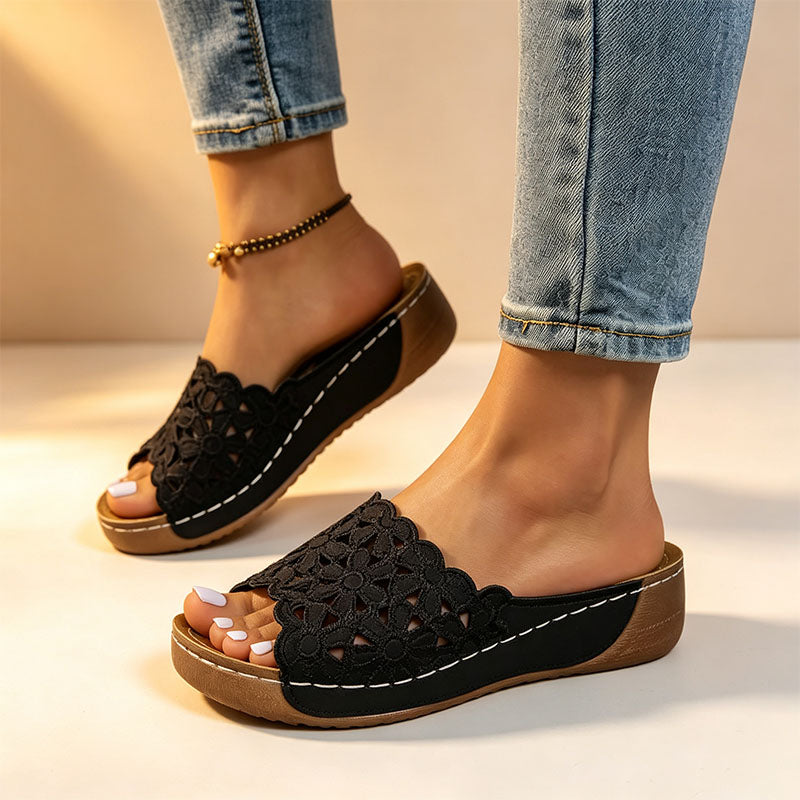 Breathable hollowed-out floral upper platform sandals